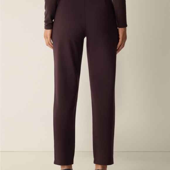 Elegant Women's Slim Fit Ponte Pant Coffe - Picture 10 of 11